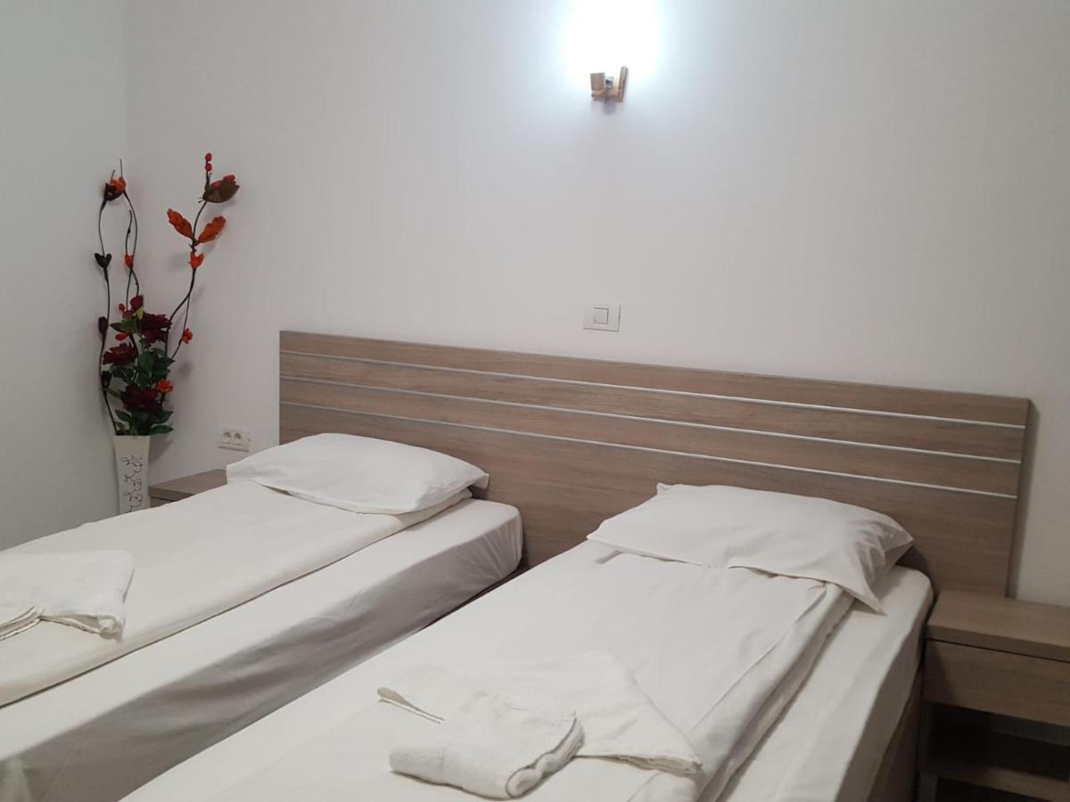Hotel Babilon Bükreş Dış mekan fotoğraf