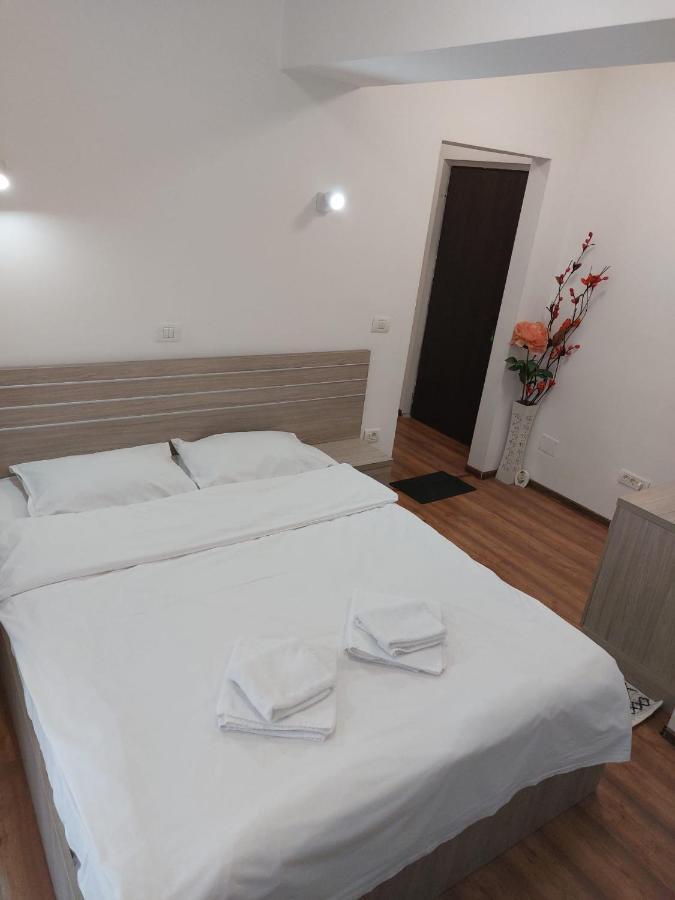 Hotel Babilon Bükreş Dış mekan fotoğraf